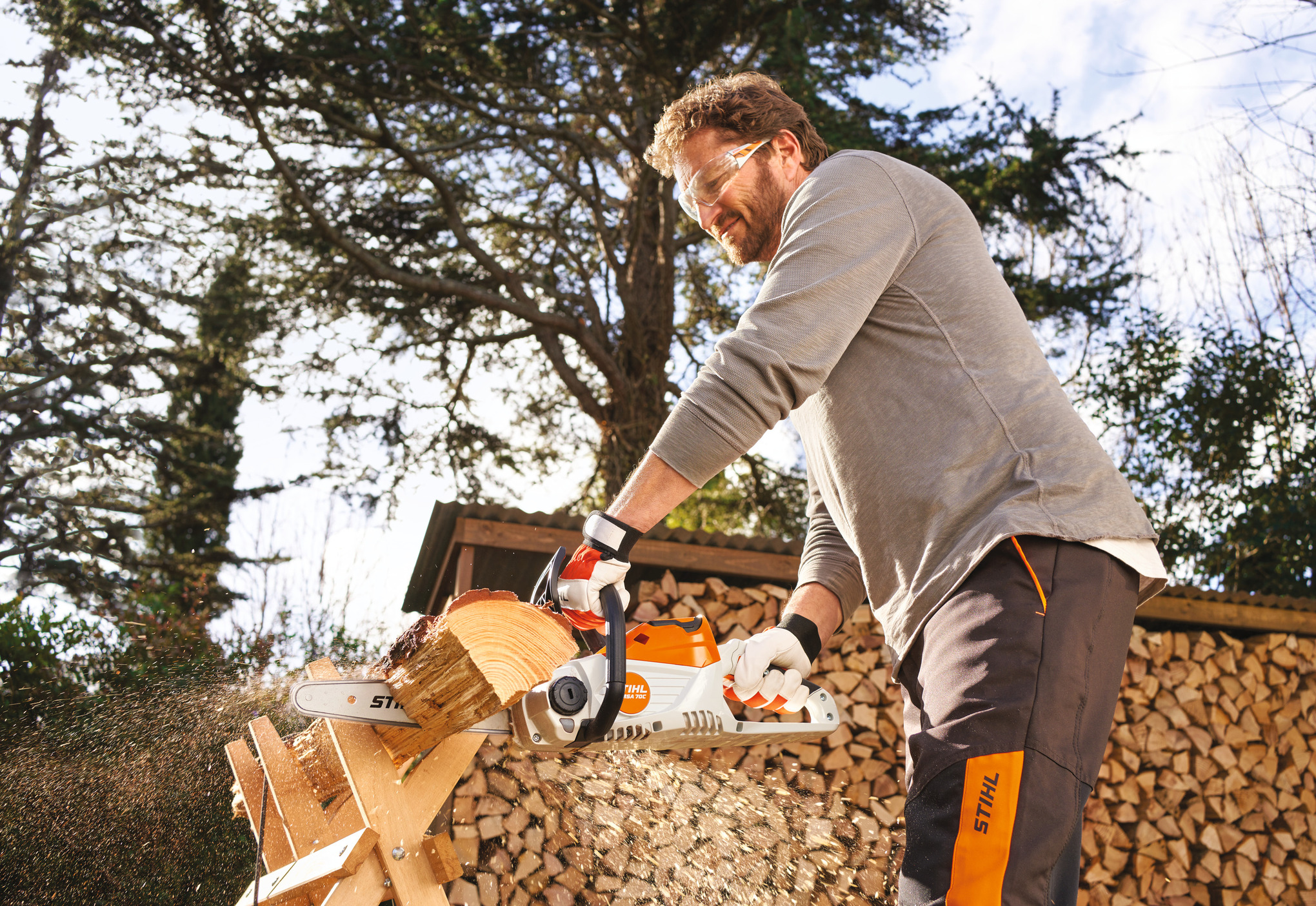 MSA 70 Battery Chainsaw with AK 30 Battery & AL 101 Charger